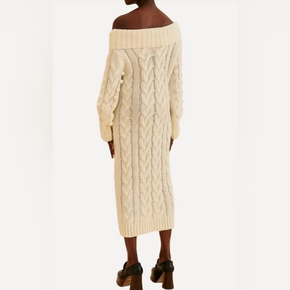 FARM Rio Dresses & Skirts - Farm Rio Braided Midi Sweater off shoulder chunky knit Dress Sz M NWT fall luxe